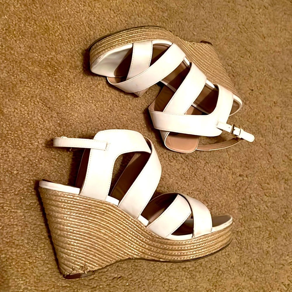 BCBG Generation White Sandal Wedge